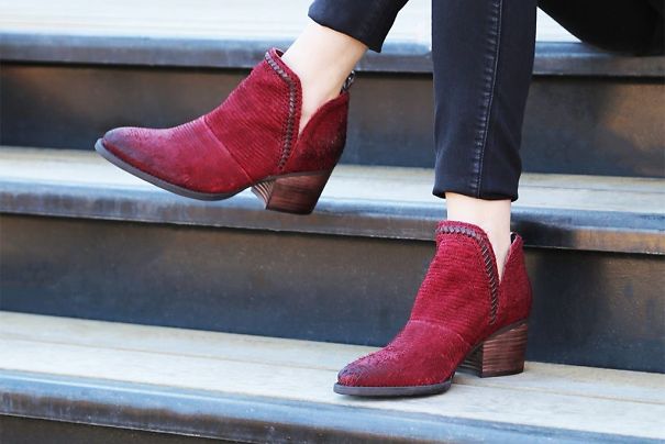 Top 5 Christmas Shoes Ideas And Ways To Decorate Them