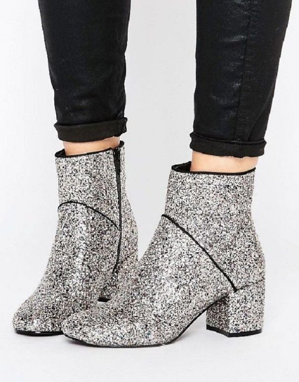 Top 5 Christmas Shoes Ideas And Ways To Decorate Them