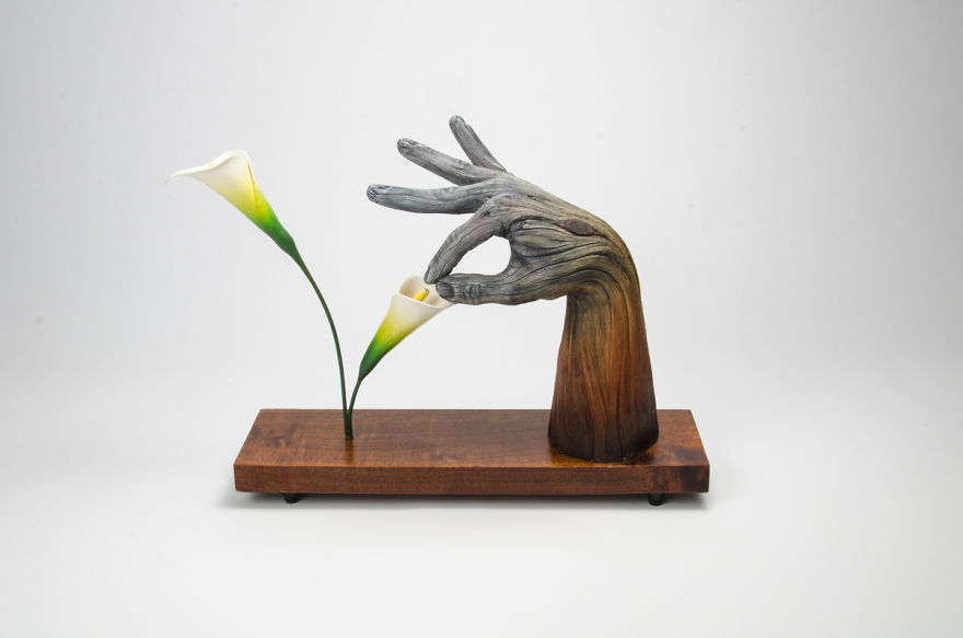 This Sculptor Will Mess With Your Head By Making You Think His Work Is Made From Wood