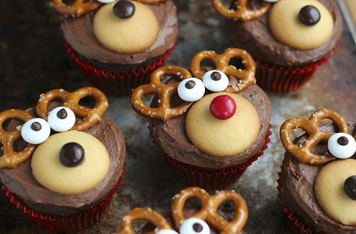 Creative-Holiday-Cupcake-Recipes