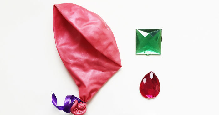 46 Cute Photos That Reveal What Preschoolers Have In Their Pockets