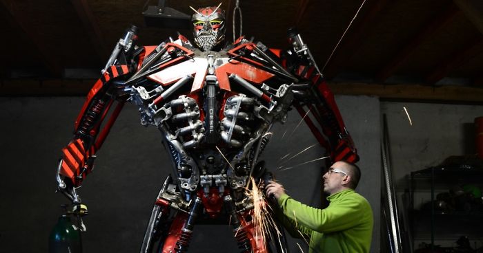 Polish Artist Turns Scrap Metal Into Incredible Sculptures