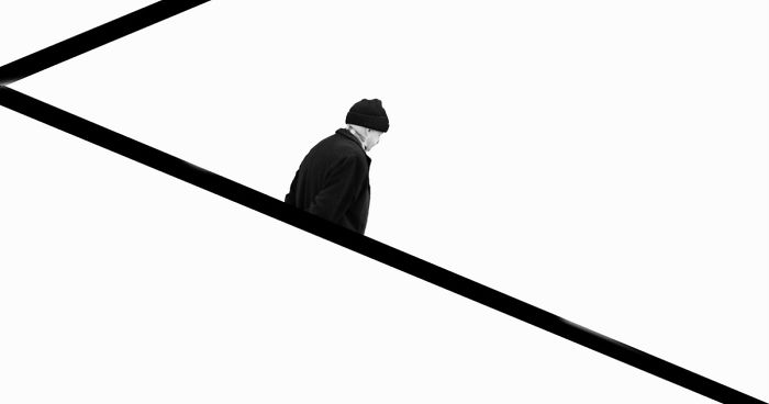 Artist Spots Patterns And Shapes In Everyday Life, Creates Beautiful Minimal Photos