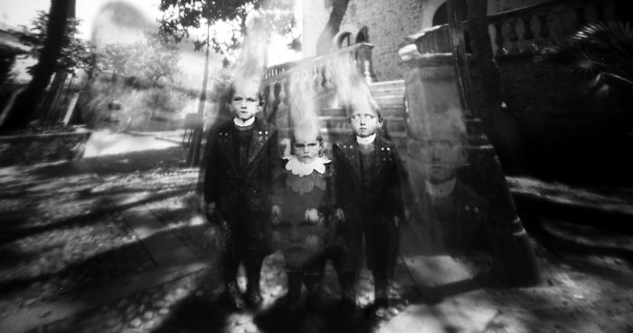 “I See Dead People”