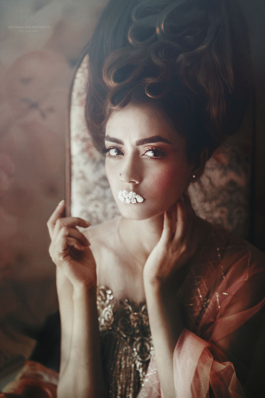 I Invite You Into My Dollhouse