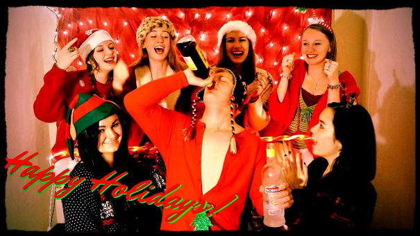 It's My First Year Away From Home So I Decided To Send My Parents My First Christmas Card