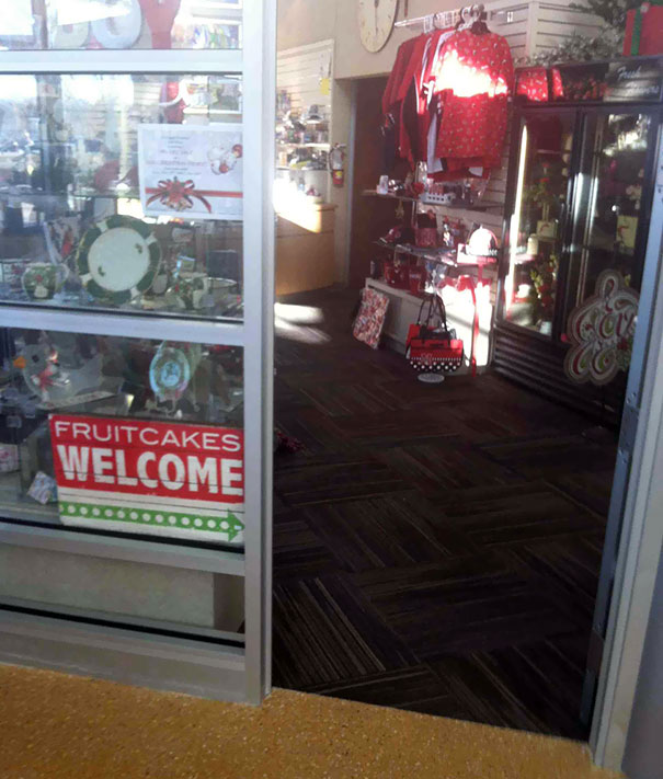 Took My Grandma To The Hospital While She Was Doped Up On Vicodin. She Points To The Gift Shop And Says "Oh Look, They Accept All Kinds Here"