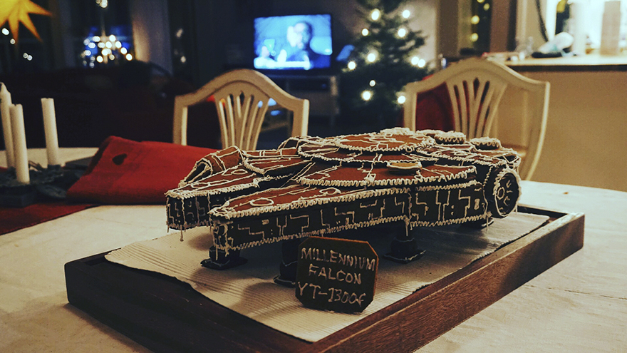 This Giant Gingerbread Imperial Star Destroyer Just Put All Gingerbreads To Shame