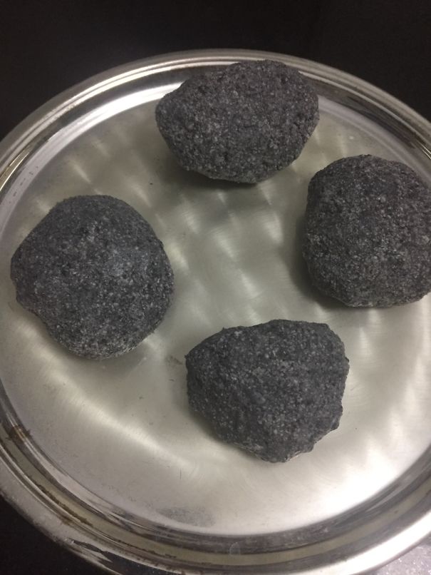 Those Soaps Look Like Stones Bur Not...