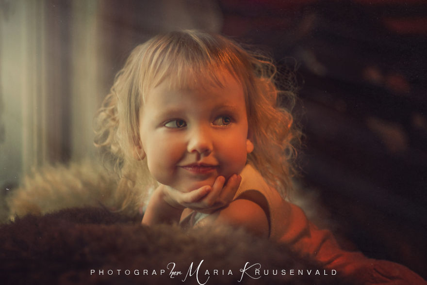 I Photographed Foster Children Every Month Through One Year To Show Importance Of Family And Home