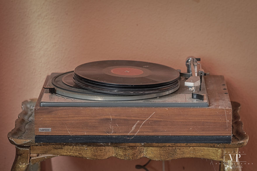 I Photographed This Abandoned Beauty I Photographed This Abandoned Beauty