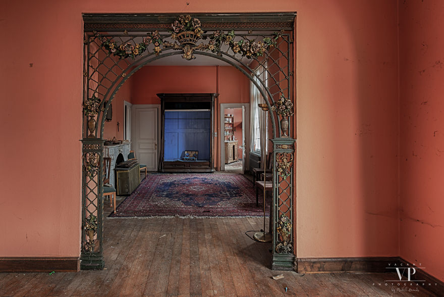 I Photographed This Abandoned Beauty I Photographed This Abandoned Beauty