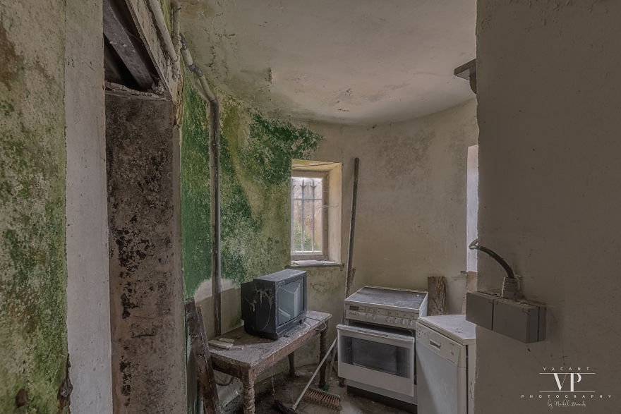 I Photographed This Abandoned Beauty I Photographed This Abandoned Beauty