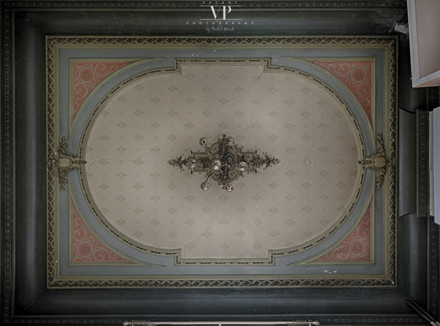 I Photographed This Abandoned Beauty I Photographed This Abandoned Beauty