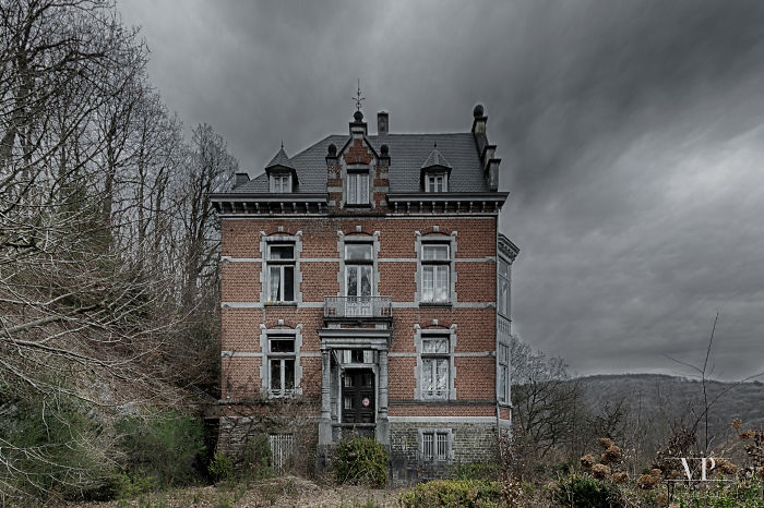 I Photographed This Abandoned Beauty