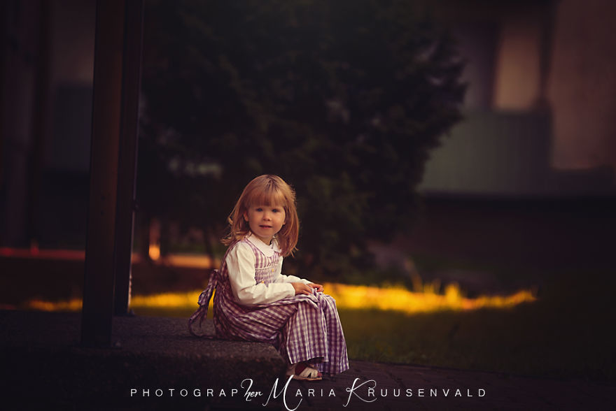 I Photographed Foster Children Every Month Through One Year To Show Importance Of Family And Home