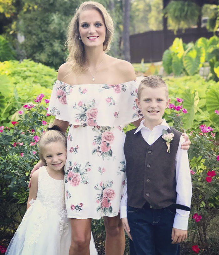 This Mom Had A Genius Idea On How To Get Out Of Moving The Family Elf, Did Not Expect It Would End So Horribly Wrong This Mom Had A Genius Idea On How To Get Out Of Moving The Family Elf, Did Not Expect It Would End So Horribly Wrong