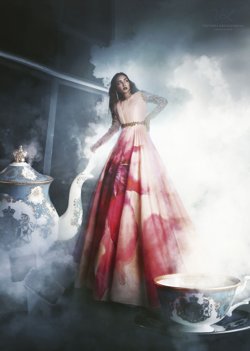 I Invite You Into My Dollhouse I Invite You Into My Dollhouse