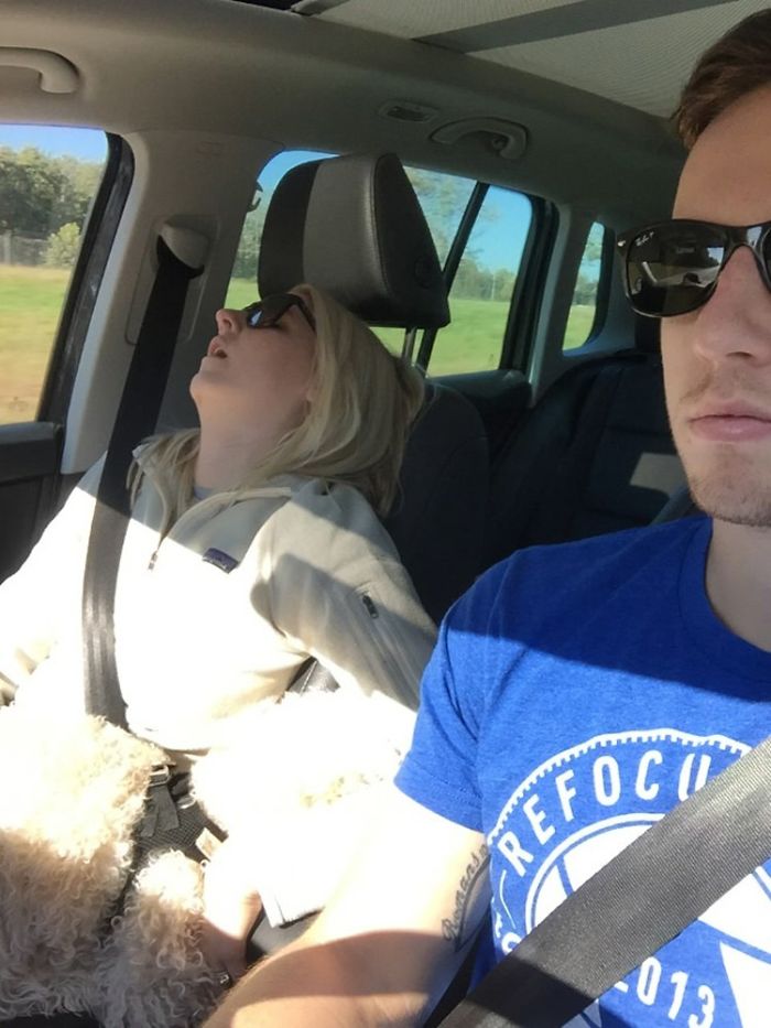 Husband Compiles Photos From All The Fun Road Trips He Takes With His Wife, And The Result Is Just Too Funny Husband Compiles Photos From All The Fun Road Trips He Takes With His Wife, And The Result Is Just Too Funny
