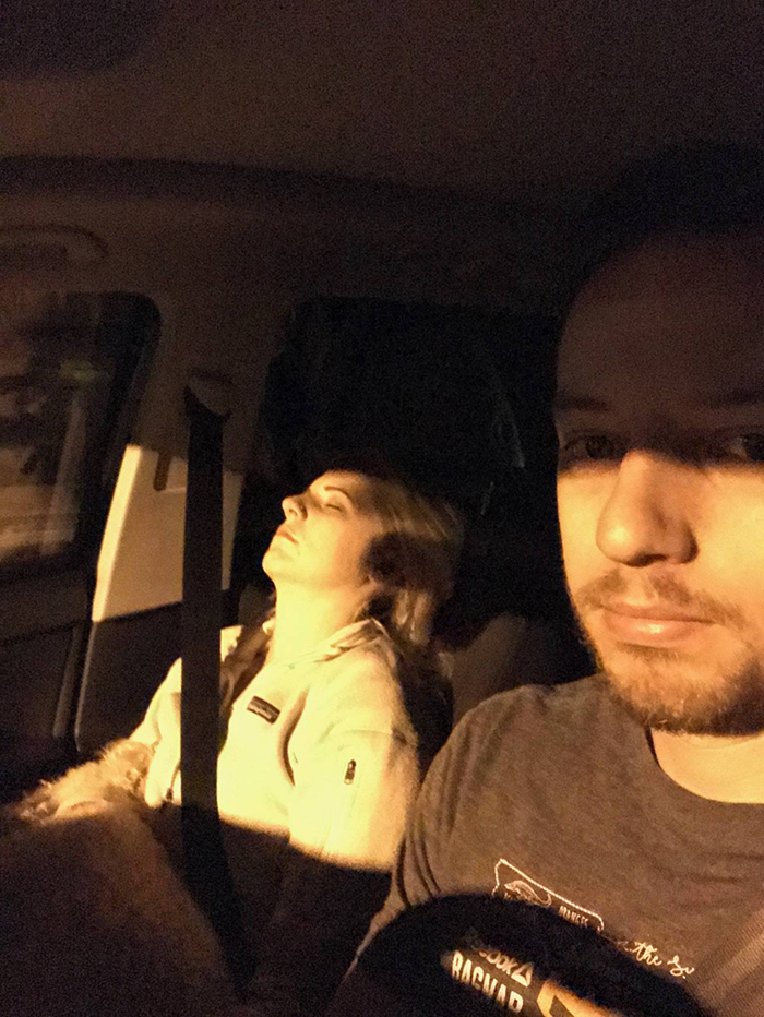 Husband Compiles Photos From All The Fun Road Trips He Takes With His Wife, And The Result Is Just Too Funny Husband Compiles Photos From All The Fun Road Trips He Takes With His Wife, And The Result Is Just Too Funny