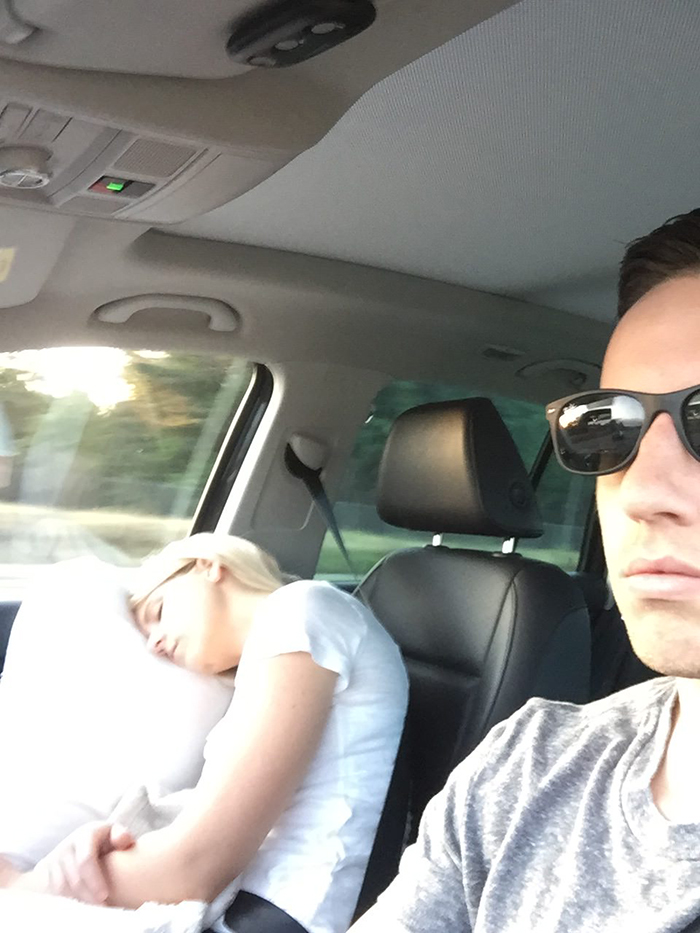 Husband Compiles Photos From All The Fun Road Trips He Takes With His Wife, And The Result Is Just Too Funny Husband Compiles Photos From All The Fun Road Trips He Takes With His Wife, And The Result Is Just Too Funny