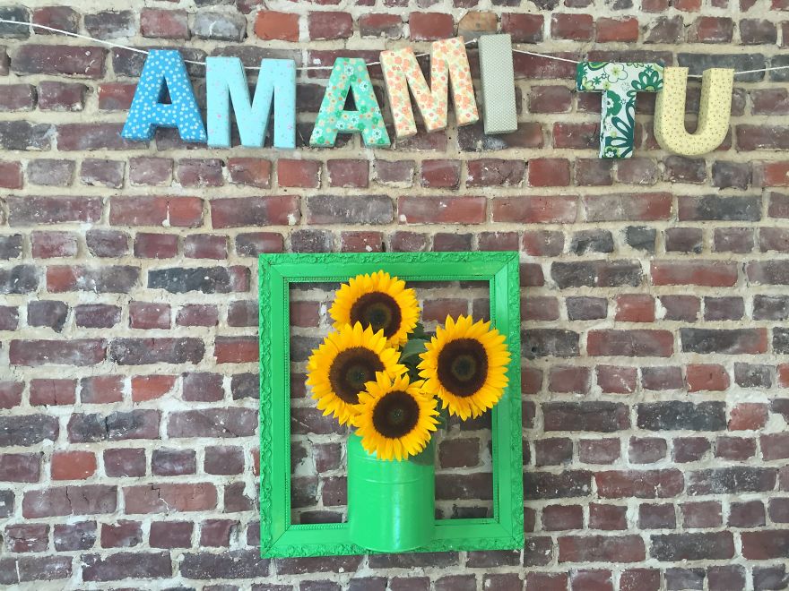 I Install Colorful Flowers In Wooden Frames All Over Cities I Install Colorful Flowers In Wooden Frames All Over Cities