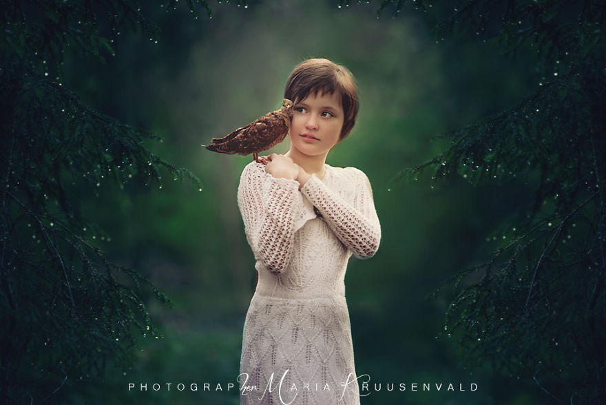 I Photographed Foster Children Every Month Through One Year To Show Importance Of Family And Home