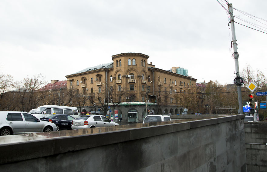 This Is What Happens When Filmmaker Dates A Photographer-Designer