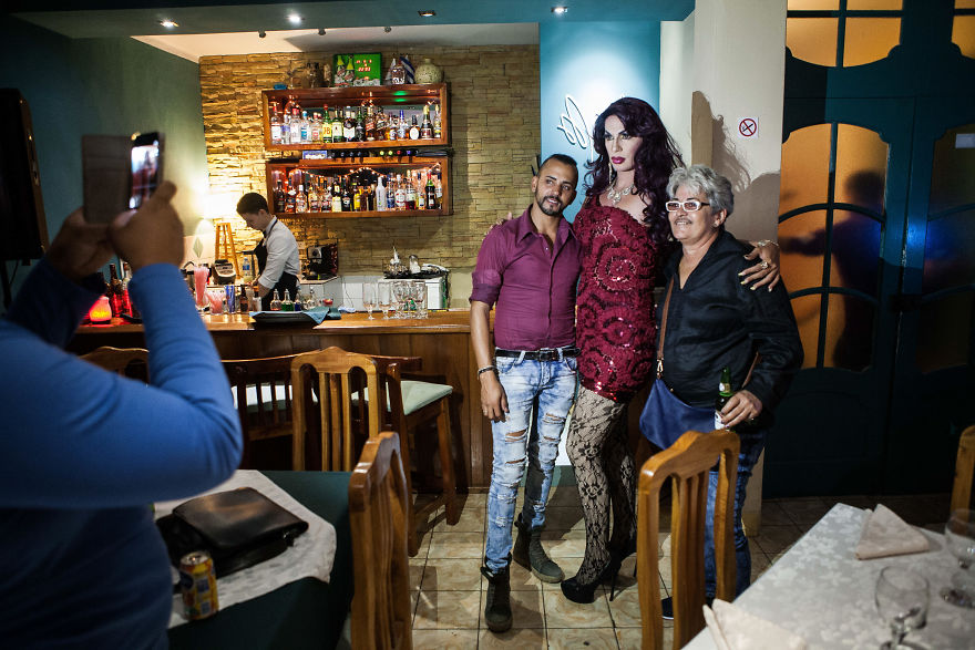 I've Followed A Very First Cuban Trans And Drag Stars From Day To Night I've Followed A Very First Cuban Trans And Drag Stars From Day To Night