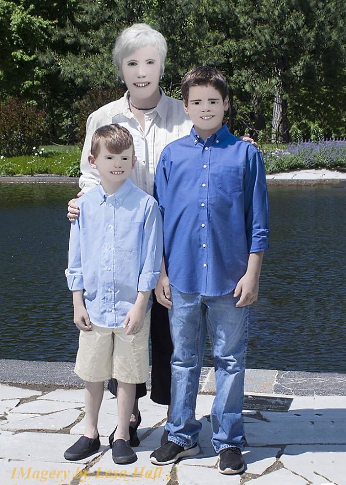 Photographer Spoils Family Photos With Photoshop And Pictures Will Make You Laugh Too Much