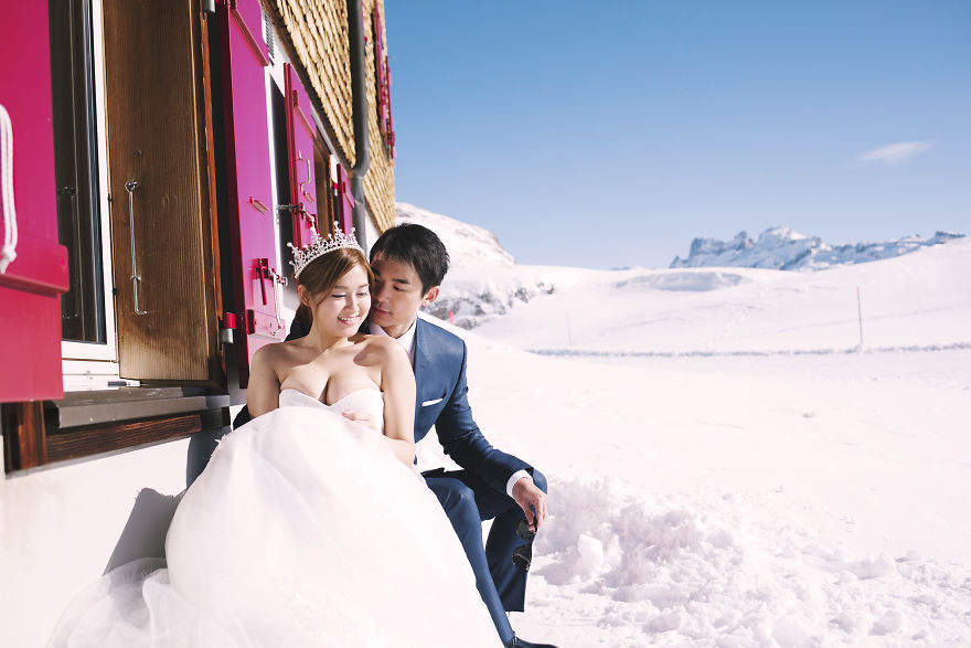 Young Hong Kong Couple Travelled To The Swiss Alps In Search For Snowy Photos And The Result Is Breathtaking