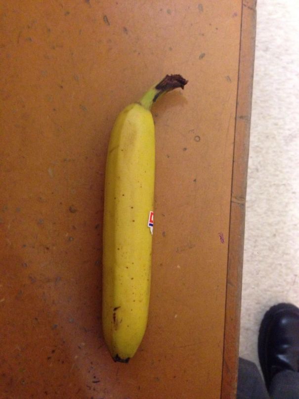 This Banana Is Almost Perfectly Straight