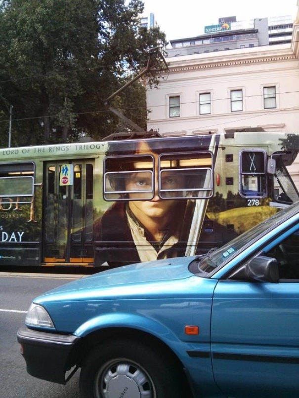 I Don't Think The Marketing Team Behind The Hobbit Really Thought This Ad Placement Through