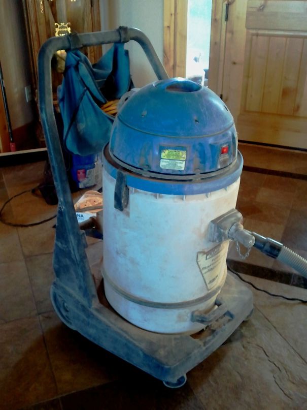 R2D2 Vacuum