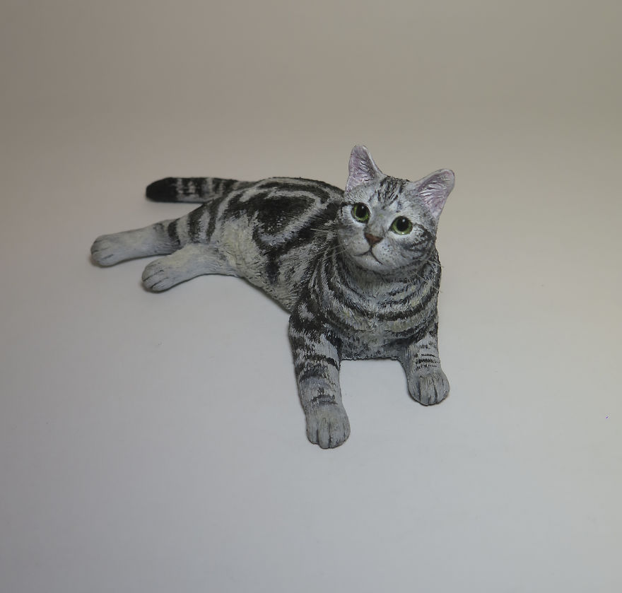 I Hand-Sculpt People's Cats To Immortalize Their Friendship