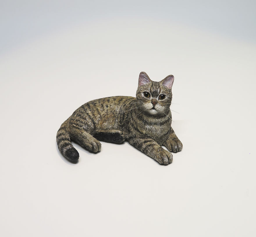 I Hand-Sculpt People's Cats To Immortalize Their Friendship