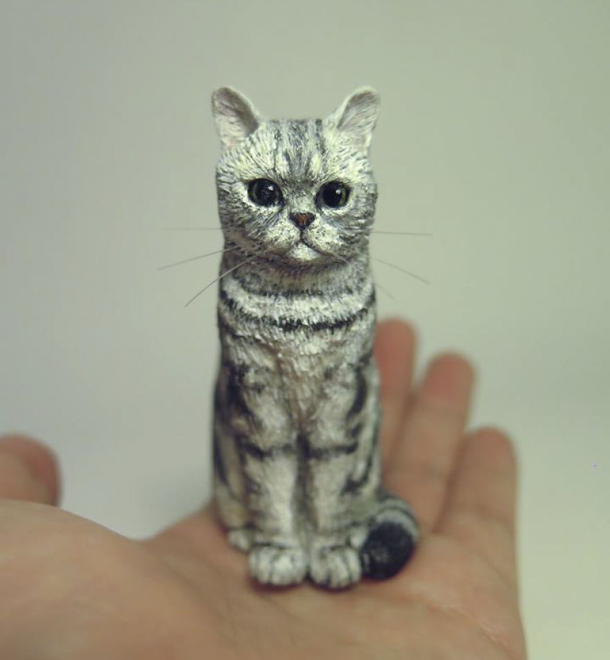 I Hand-Sculpt People's Cats To Immortalize Their Friendship