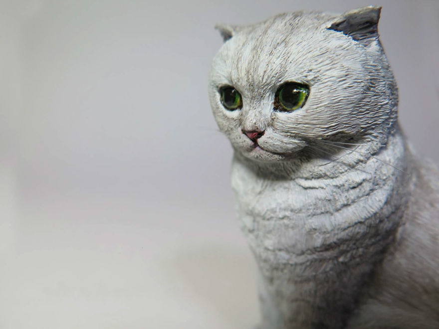 I Hand-Sculpt People's Cats To Immortalize Their Friendship