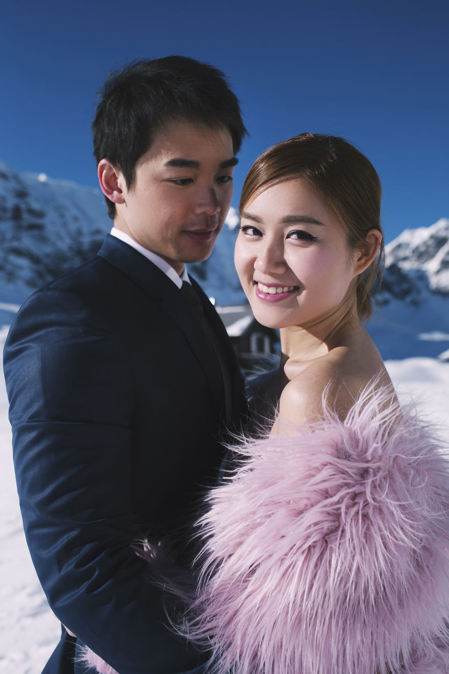 Young Hong Kong Couple Travelled To The Swiss Alps In Search For Snowy Photos And The Result Is Breathtaking