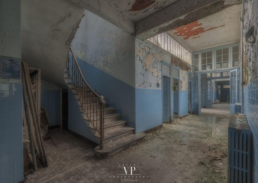 I Photographed This Spa, Frozen In Time