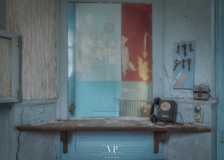 I Photographed This Spa, Frozen In Time