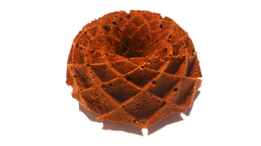 Incredible Cake Sculptures By Emerging Artist Incredible Cake Sculptures By Emerging Artist