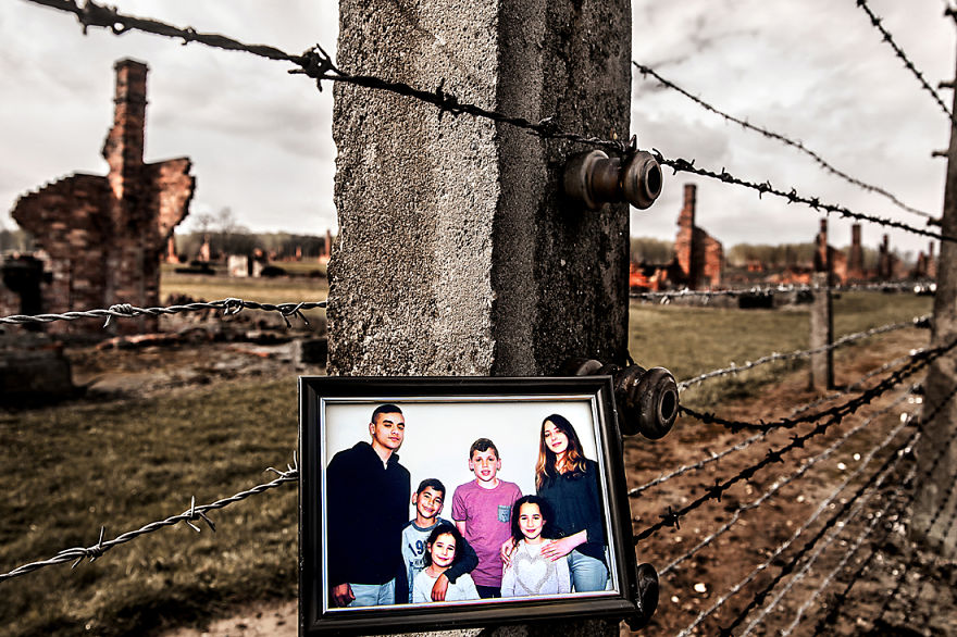 I Placed Photographs Of My Family Throughout Auschwitz, To Document The Life Of 4 Generations Since My Grandmother Survived The Camp I Placed Photographs Of My Family Throughout Auschwitz, To Document The Life Of 4 Generations Since My Grandmother Survived The Camp