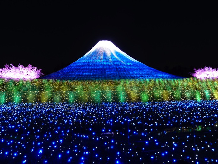 Japan Hosts Winter Light Festival And The Results Are Astounding