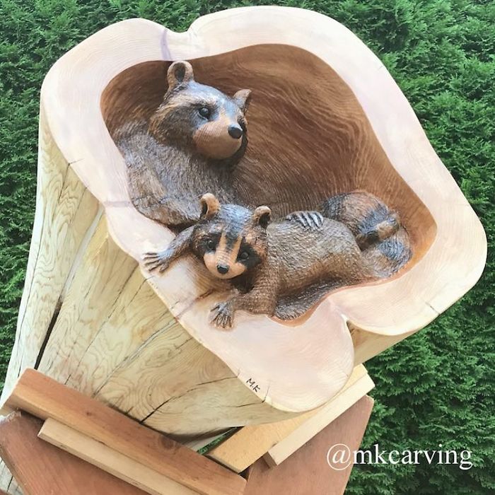 Japanese Artist Makes Impressive And Detailed Animal Sculptures From Wood