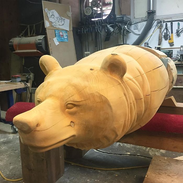 Japanese Artist Makes Impressive And Detailed Animal Sculptures From Wood