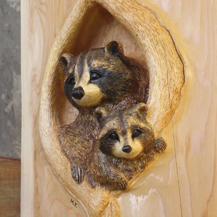 Japanese Artist Makes Impressive And Detailed Animal Sculptures From Wood