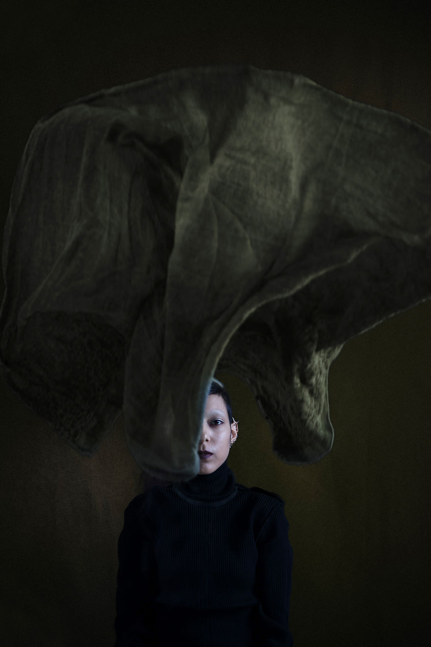 Brave Iranian Women Challenge Oppressive Regime By Defying Compulsory Hijab Laws In Stunning Photos