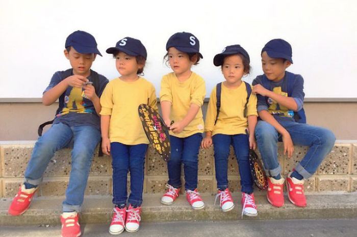 Mom’s Instagram Account Featuring Her Twins And Triplets Is So Cute It Hurts