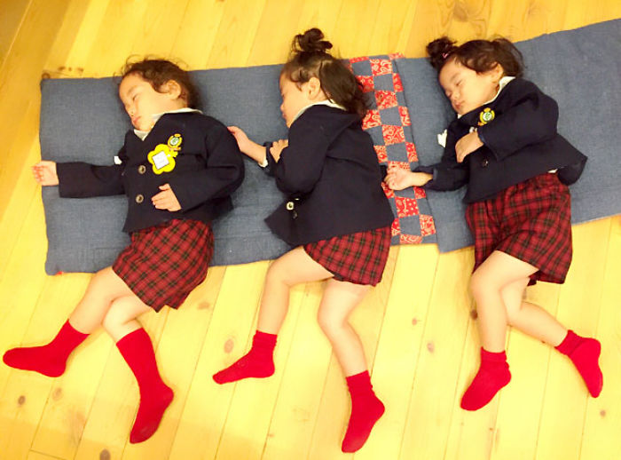 Mom’s Instagram Account Featuring Her Twins And Triplets Is So Cute It Hurts